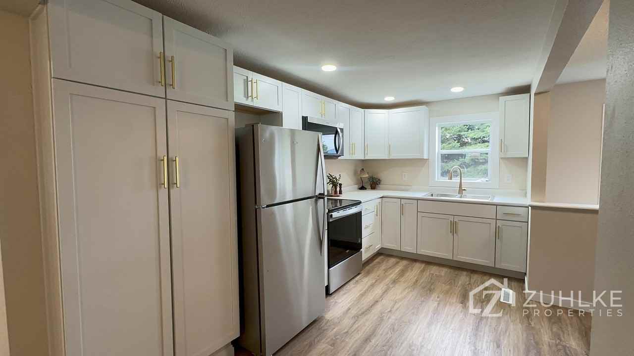 3402 13th Street - Photo 2 of 10