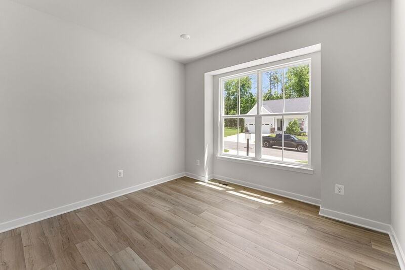 9031 Hereford Ct - Photo 7 of 40