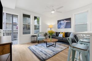featured image of 349 W 4th St