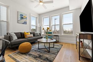 featured image of 695 Bennington St