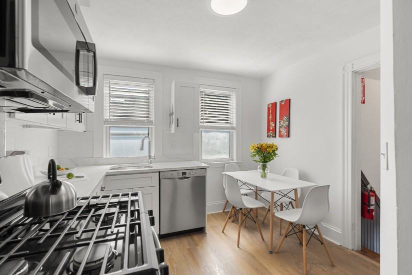 1 Bed / 1 Bath Apartment in Jamaica Plain - Photo 5 of 15