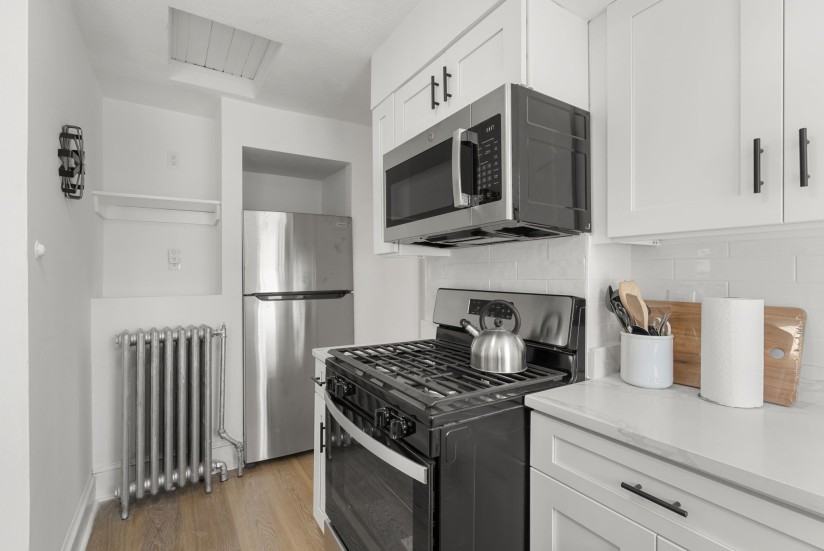 1 Bed / 1 Bath Apartment in Jamaica Plain - Photo 6 of 15
