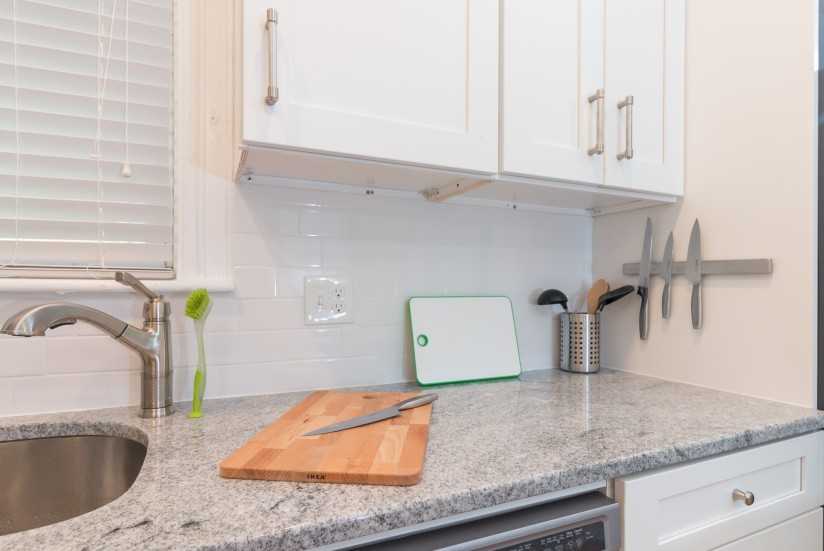 1 Bed / 1 Bath Apartment in East Boston - Photo 4 of 16