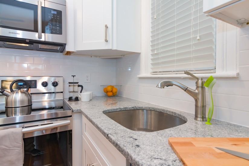 1 Bed / 1 Bath Apartment in East Boston - Photo 5 of 16