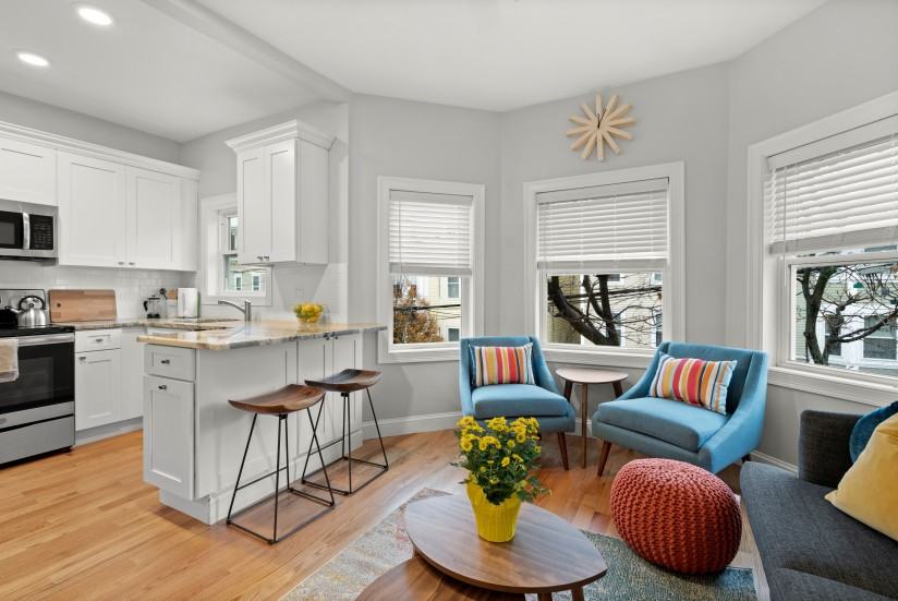 1 Bed / 1 Bath Apartment in East Boston - Photo 6 of 13