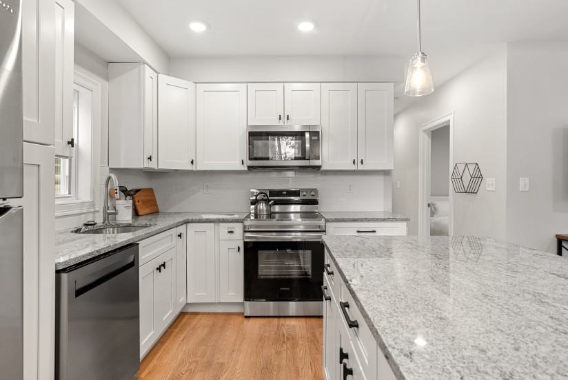 1 Bed / 1 Bath Apartment in East Boston - Photo 5 of 28