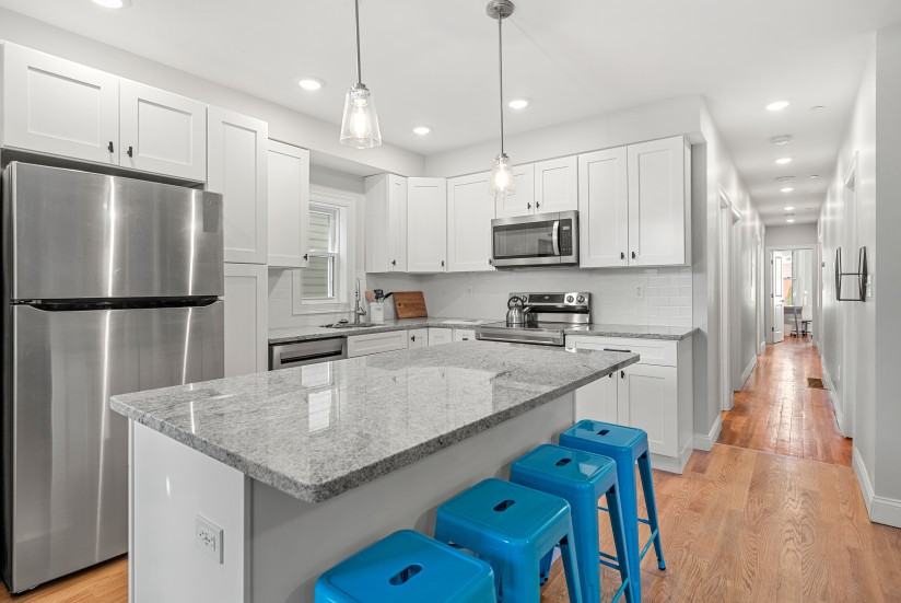 1 Bed / 1 Bath Apartment in East Boston - Photo 6 of 28