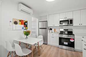 featured image of 19 Downer Ave