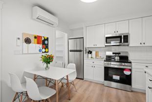 1 Bed / 1 Bath Apartment in Dorchester - Photo 1 of 1