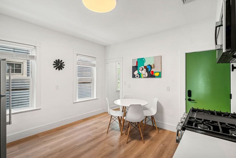 1 Bed / 1 Bath Apartment in Dorchester - Photo 4 of 18