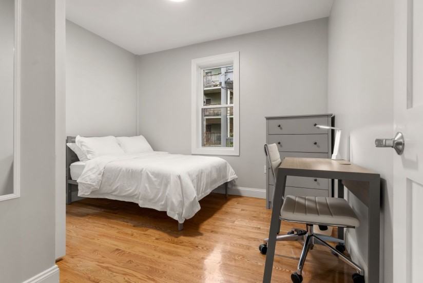 1 Bed / 1 Bath Apartment in South Boston - Photo 7 of 23
