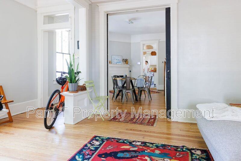 2202 Bull St - Photo 6 of 12