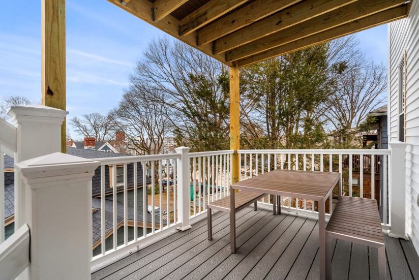 1 Bed / 1 Bath Apartment in Jamaica Plain - Photo 5 of 18