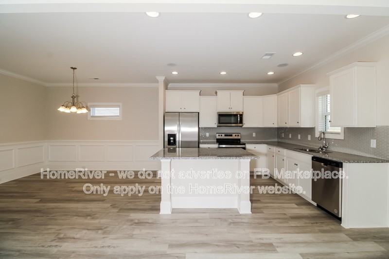 418 Saylor Hall Ln - Photo 7 of 22