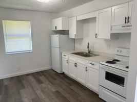 featured image of 565 - 587 N. Cherokee Street