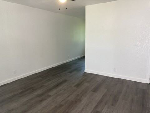 Kansas Apartments - Photo 7 of 15