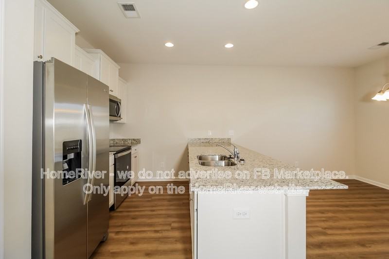 1766 Snead Dr - Photo 5 of 19