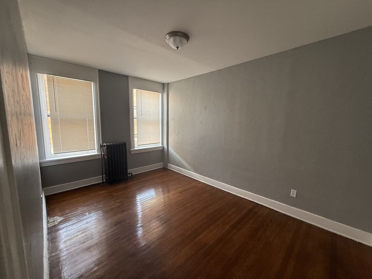205 Lake Avenue - Photo 4 of 8