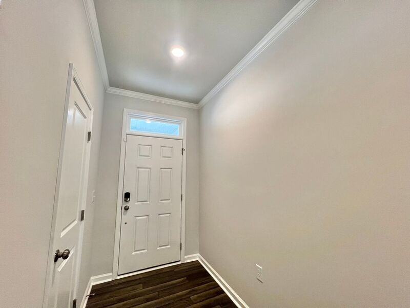208 Garden Vine Trl - Photo 2 of 19