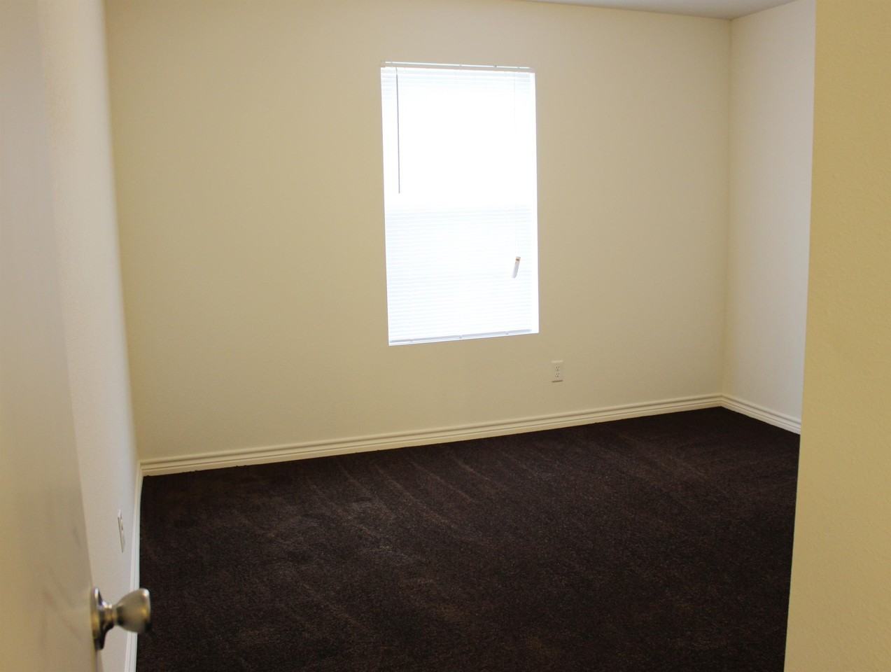 American Village Apartments - Photo 6 of 50