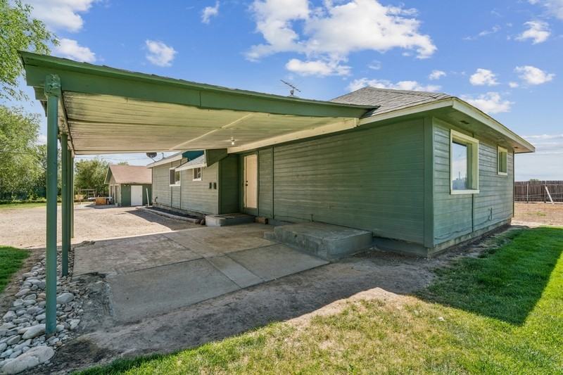 8799 Highway - Photo 5 of 47