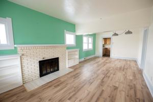 featured image of 1222 E Custer St