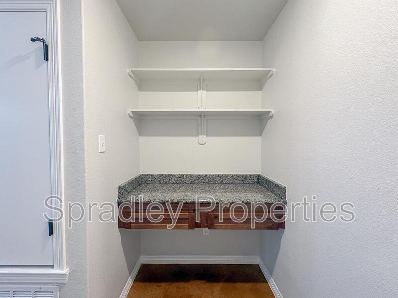 204 Juniper Dr Unit B - Photo 7 of 15
