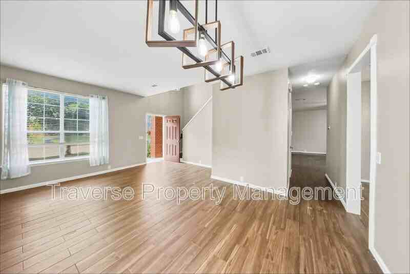 8440 Asheville Ln - Photo 3 of 27