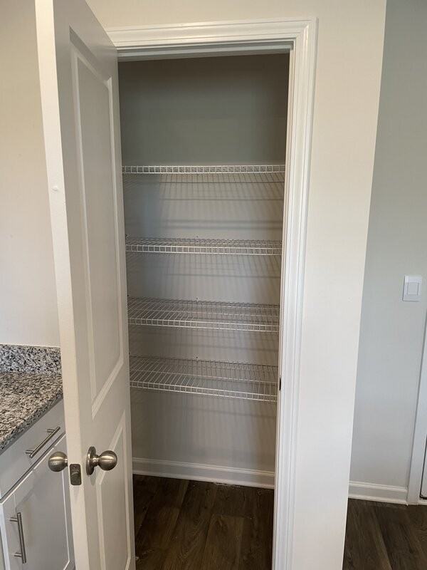 440 Delahays Rd - Photo 3 of 24