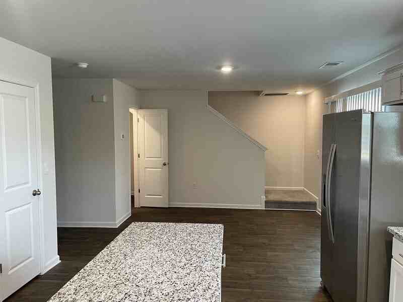 440 Delahays Rd - Photo 4 of 24