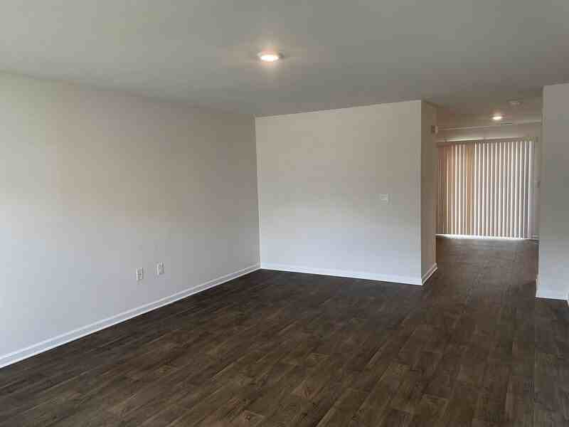 440 Delahays Rd - Photo 5 of 24