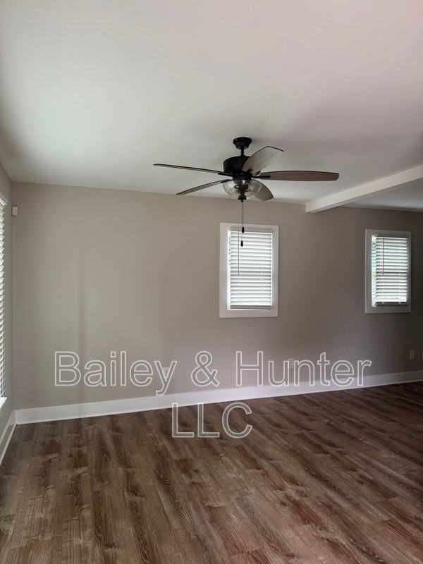 81 Martin Ave Se #B - Photo 3 of 10