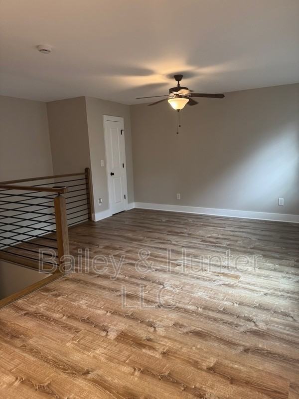 81 Martin Ave Se #B - Photo 7 of 10