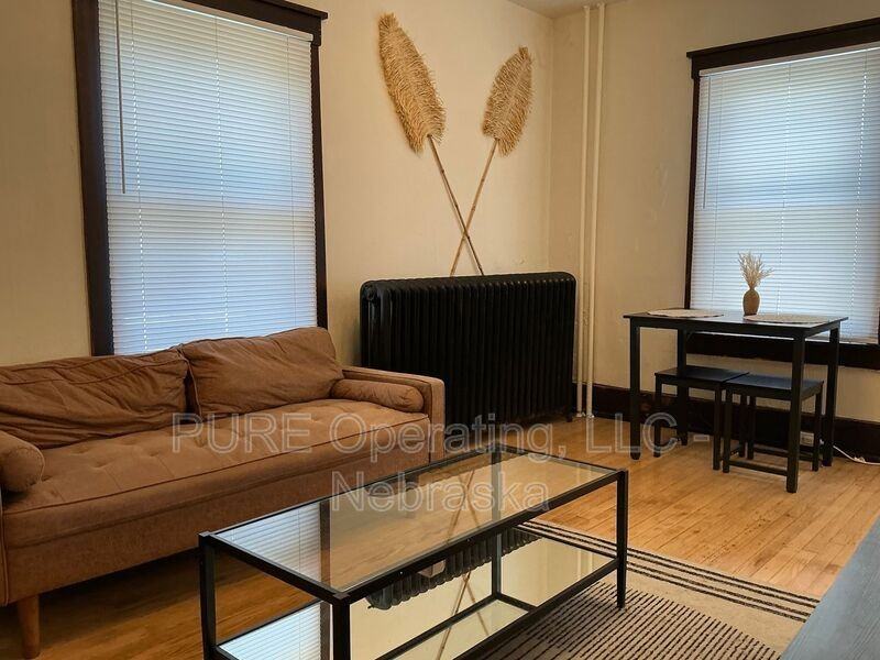 120 N 6th St #E - Photo 7 of 20