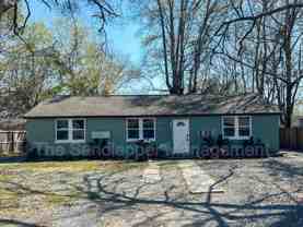 2169 Eleanor Dr #B - Photo 1 of 1