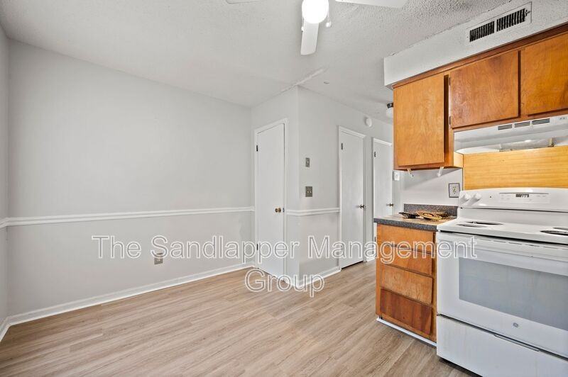 3616 Peppertree Ln - Photo 5 of 12