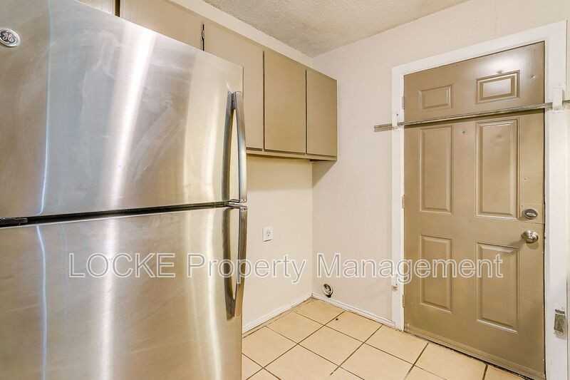 716 S Perkins St #B - Photo 7 of 12