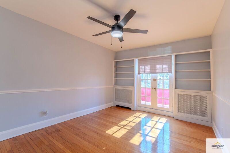 1539 Ralworth Rd - Photo 7 of 38