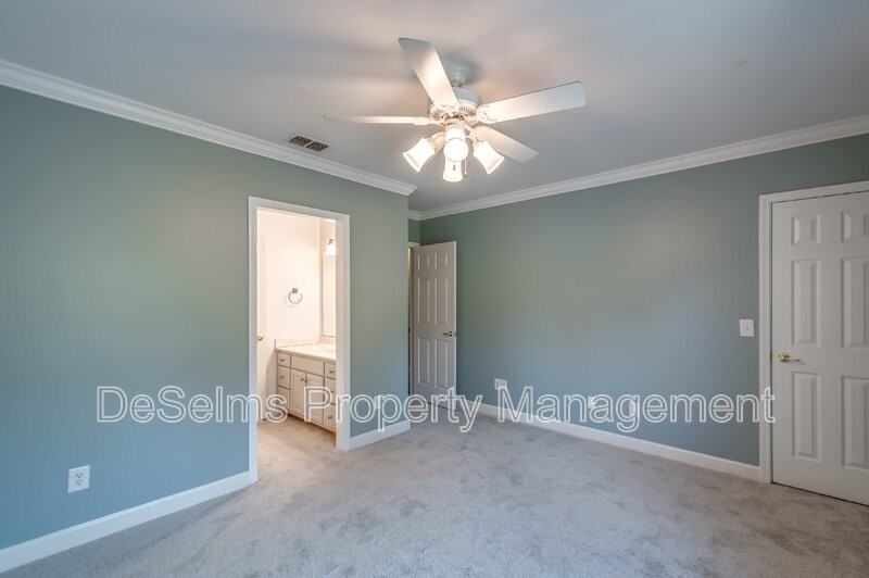 1625 Brentwood Pointe - Photo 2 of 21