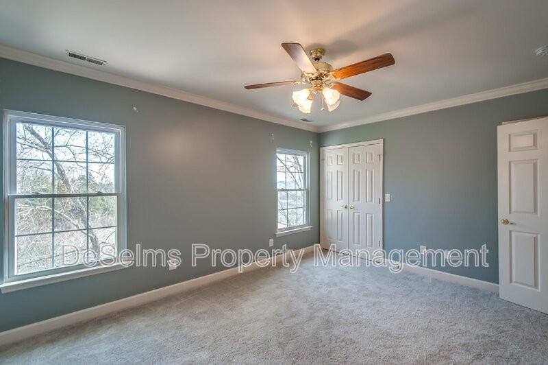 1625 Brentwood Pointe - Photo 7 of 21