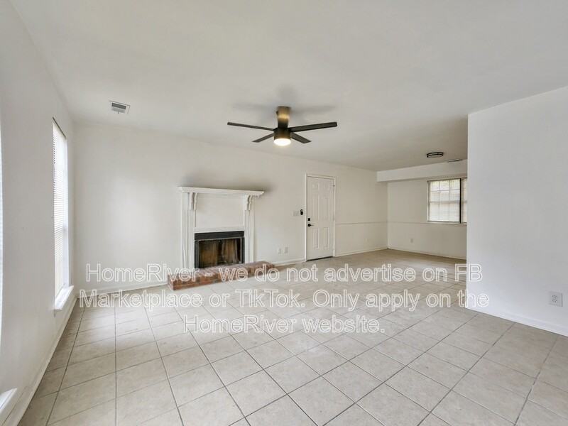 5482 Martins Crossing Rd - Photo 6 of 21