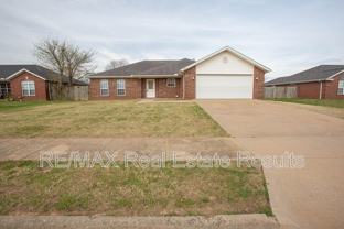1902 Sw Fremont St - Photo 1 of 1