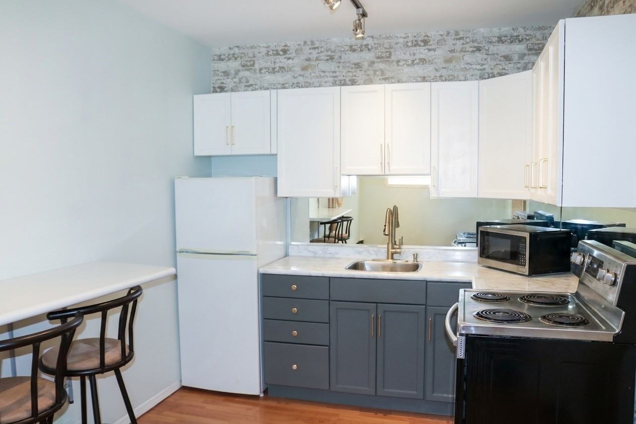 119 Scott Street - Photo 3 of 7