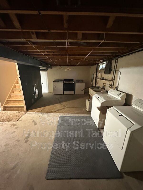 6188 Cabrini Ln - Photo 3 of 30