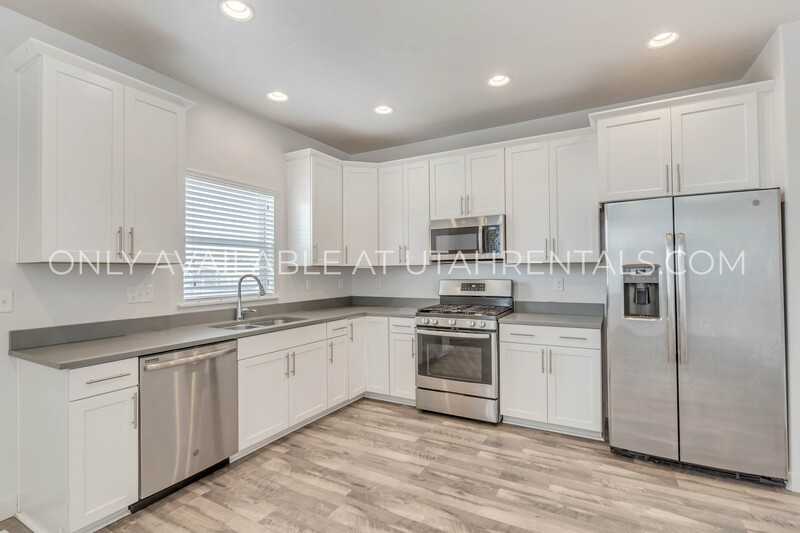 4249 E Hill View Dr - Photo 6 of 19