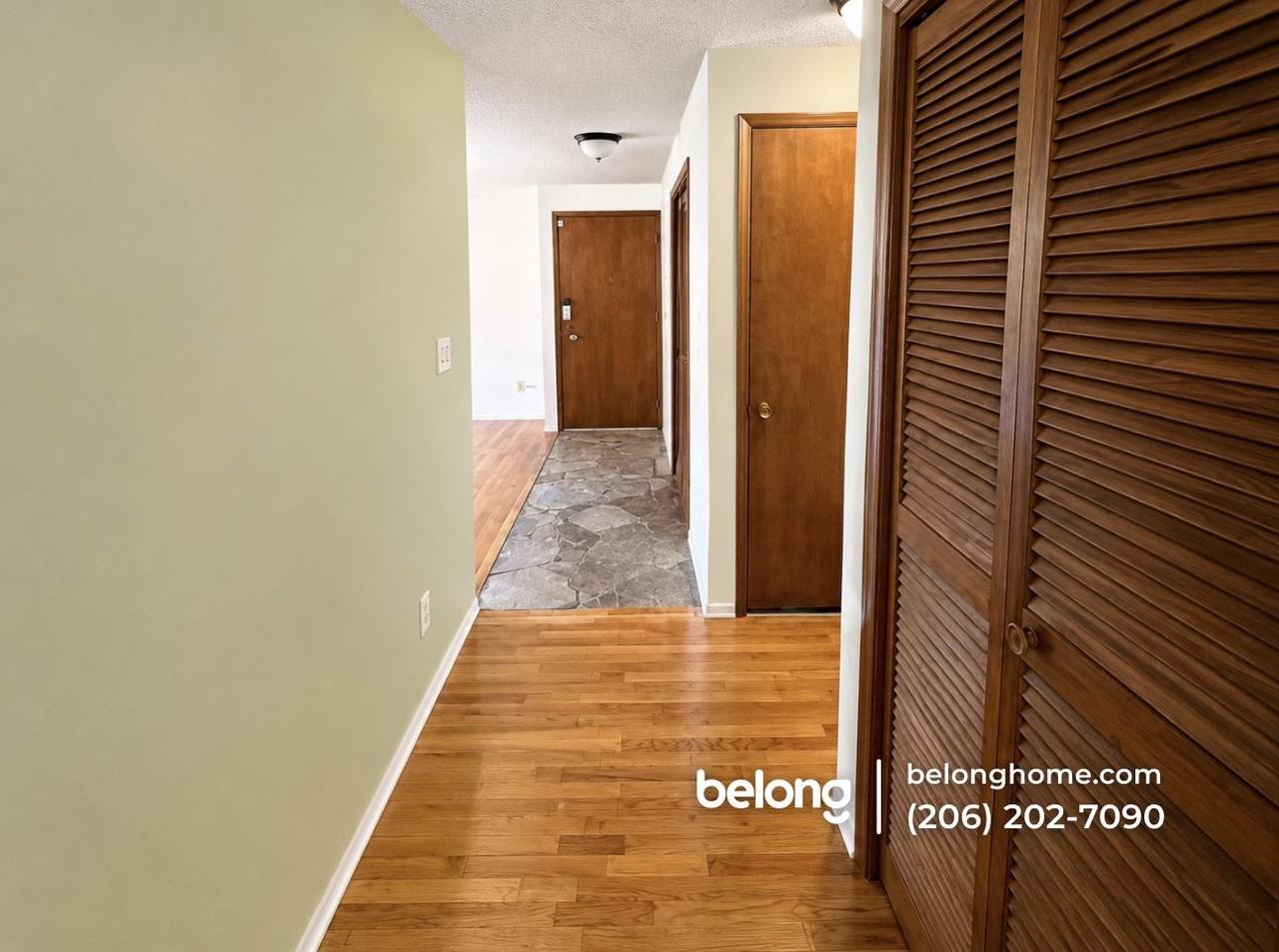 1220 E Laurel St - Photo 3 of 24
