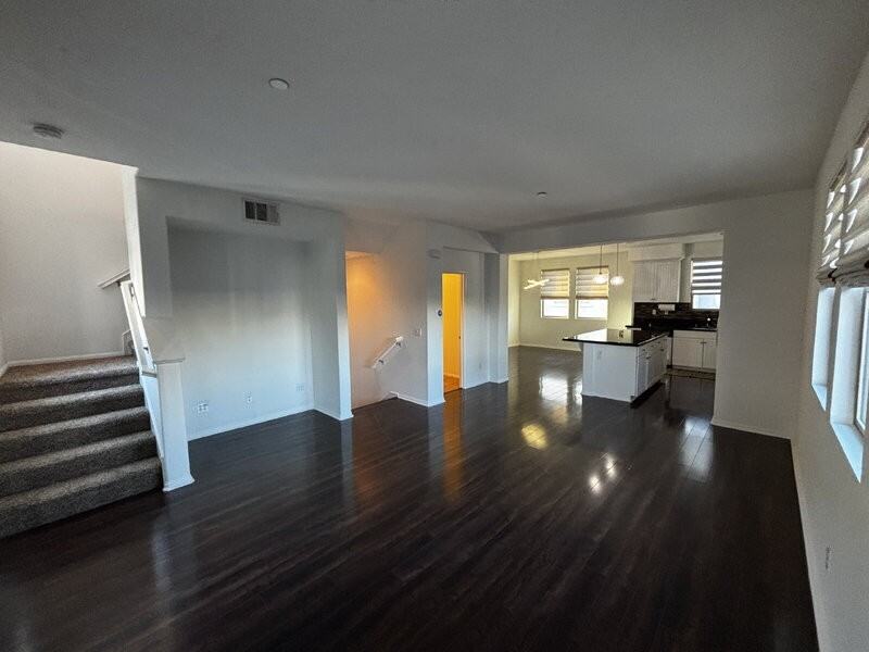1844 Orizaba Ave - Photo 3 of 22