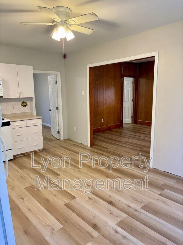 92 Anthony Ave - Photo 2 of 15