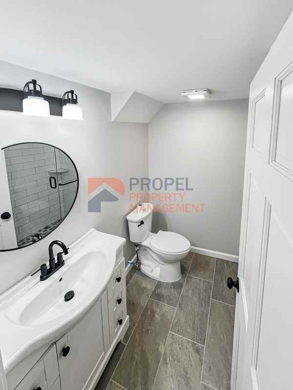 5072 Winifred St - Photo 7 of 13