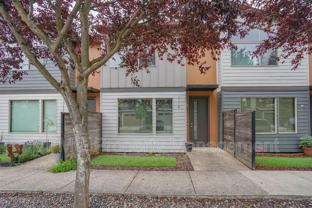 137 N 44th Pl - Photo 1 of 1